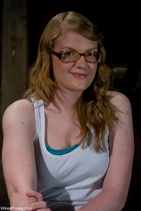 Ivy Mokhov: Tattooed MILF in Jeans and Glasses Dominates Her Bound Partner – photo 1 of 21