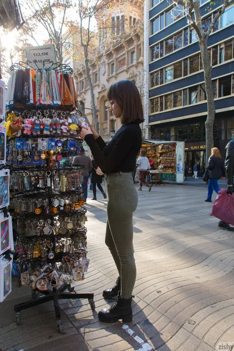 Lara Maiser: Petite Russian Brunette Shows Her Tattooed Feet in Public – photo 2 of 11