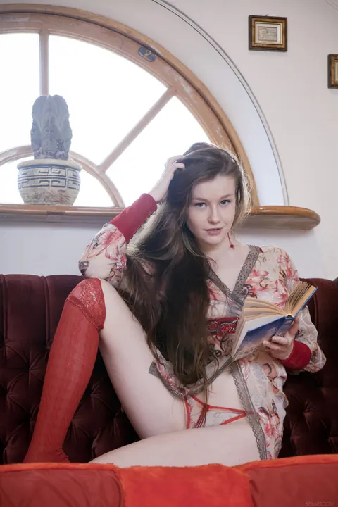 Emily Bloom: Slim Brunette in Knee Socks Spreads Her Legs and Fingers Her Pussy – photo 2 of 18