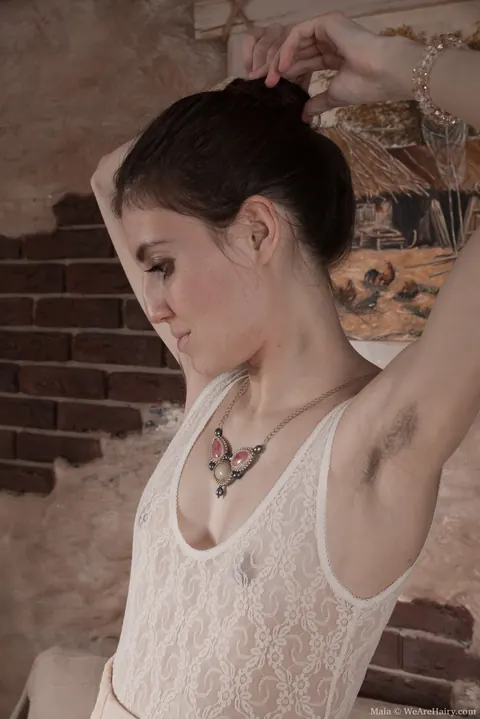 Skinny Brunette Spreads Her Hairy Pussy in Close-Up – photo 2 of 16