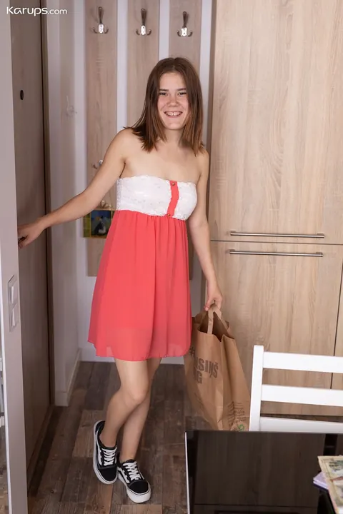 Amateur Brunette Kisses Her Man Before Riding Him Anally – photo 1 of 18
