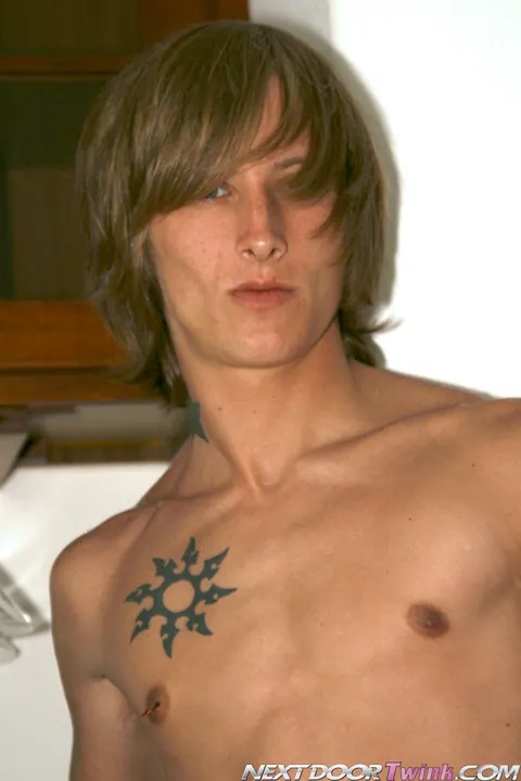 Hairy Man Strips Naked and Shows His Monster Cock – photo 6 of 20