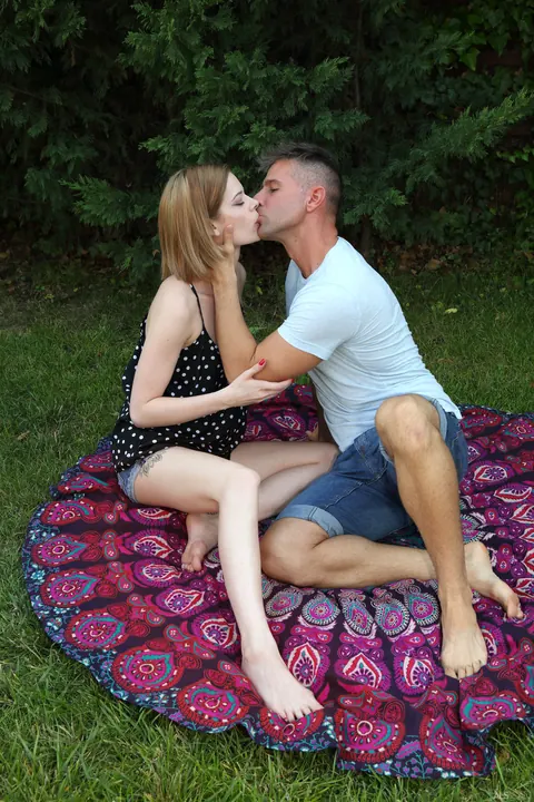 Lilien Ford: Slim Blonde Takes a Big Cock on the Garden Lawn – photo 1 of 21