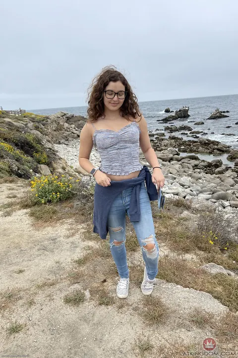 Leana Lovings: Petite Curly Brunette in Glasses Poses on the Beach – photo 4 of 20