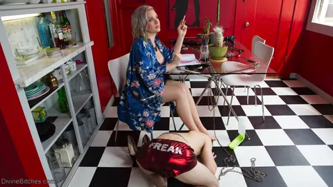 Jessica Ryan: Blonde German MILF in Latex and Stockings Dominates Masked Slave – photo 2 of 21