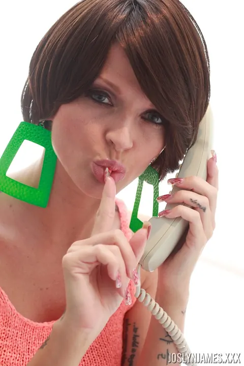 Joslyn James: Tall Brunette MILF Perches on Toilet in Heels and Panties – photo 13 of 14