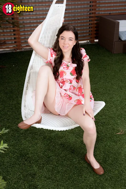 Bunnie Hughes: Skinny Brunette Strips Outdoors and Spreads Her Pussy – photo 1 of 17