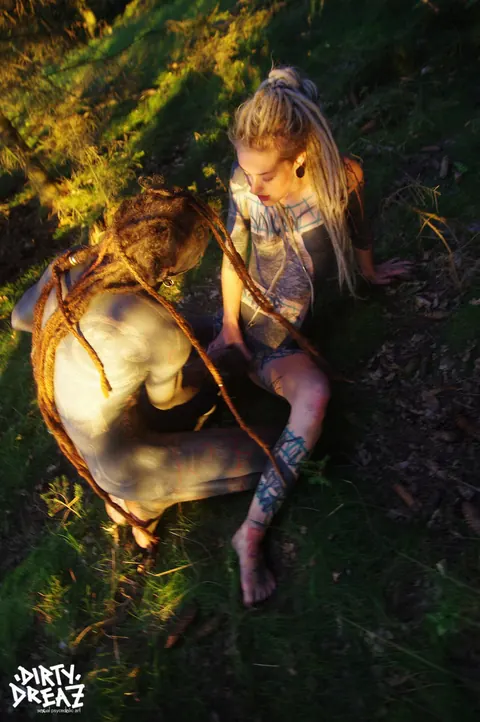 Anuskatzz: Tattooed Thick Brunette Gets Fucked Anally on the Forest Floor – photo 16 of 16