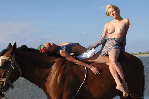 Cute Sunny: Blonde and Redhead Lesbians Finger and Lick Each Other on the Beach – photo 16 of 21
