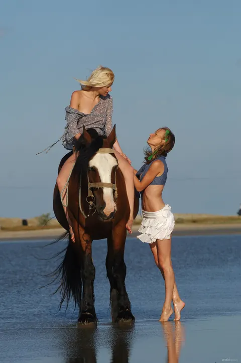 Cute Sunny: Blonde and Redhead Lesbians Finger and Lick Each Other on the Beach – photo 12 of 21