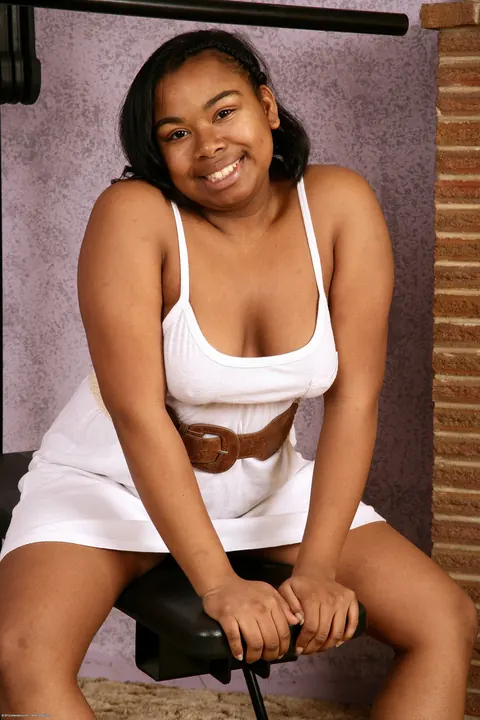 Monica Jimenez: Ebony BBW Parts Thighs and Spreads Her Hairy Pussy – photo 1 of 21