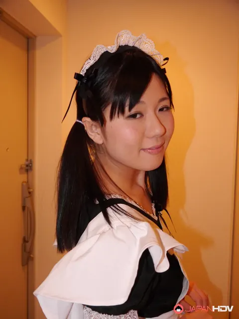 Mai Araki: Japanese Maid in Uniform Flashes Her Shaved Pussy – photo 8 of 15