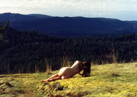 Woman Gives a Blowjob in the Forest – photo 4 of 21