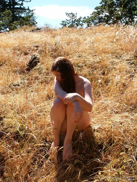 Woman Gives a Blowjob in the Forest – photo 15 of 21
