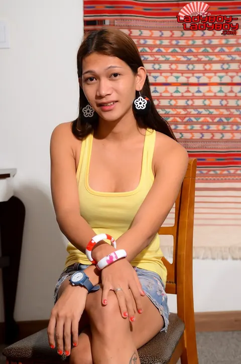 Asian Trans Woman Strips Nude and Poses Arching Back – photo 2 of 16