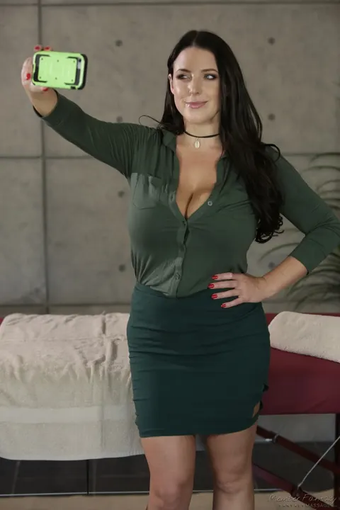 Angela White: Tattooed Busty Brunettes Share Lesbian Massage and Sex – photo 4 of 21