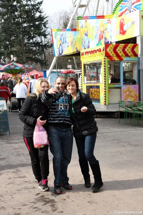 Tess C: Short-Haired Brunette Fucks in a Public Threesome – photo 4 of 21