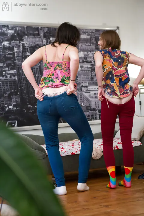PAWG Pulls on Jeans Over Stockings and Panties – photo 14 of 16