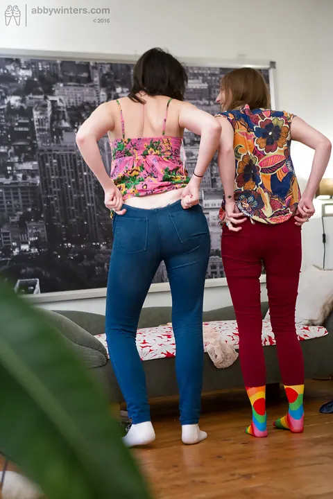 PAWG Pulls on Jeans Over Stockings and Panties – photo 15 of 16