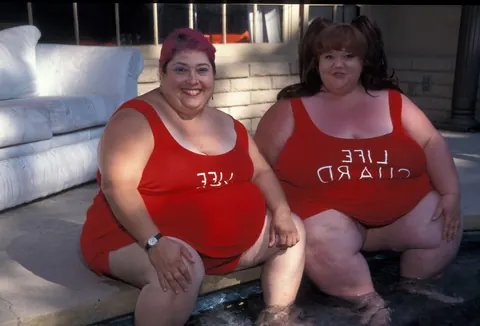 BBW with Big Tits Spreads Her Pussy on the Beach – photo 19 of 20