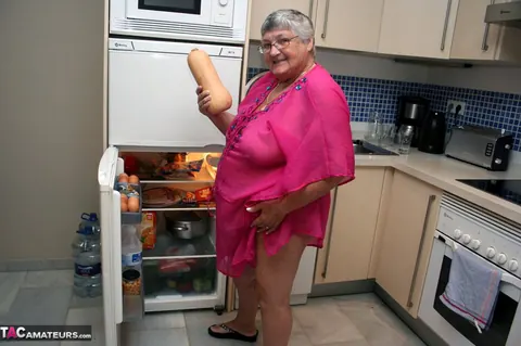 BBW Brunette Poses Nude in the Kitchen – photo 6 of 20