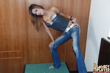 Slim Asian Trans Woman Unbuttons Her Jeans and Reveals Her Body