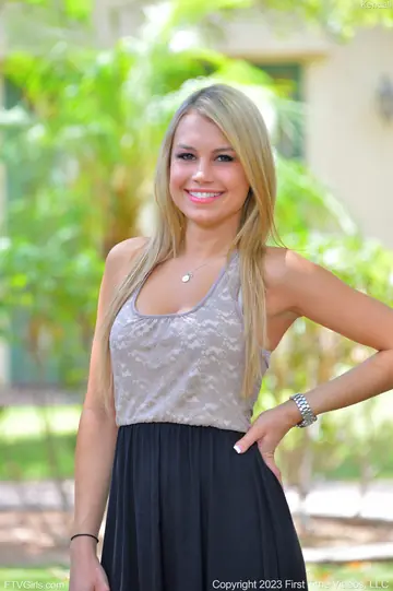 Blonde Amateur Strips and Spreads Her Legs Outdoors