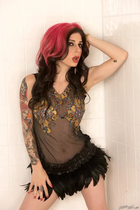 Joanna Angel: Slim Redhead MILF Strips Off Her Micro Skirt and Shows Off Her Pussy – photo 3 of 17