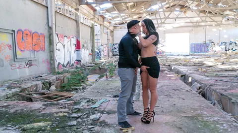 Deborah Diamond: Slim Spanish Babe Sucks and Fucks Outdoors in Heels – photo 7 of 10