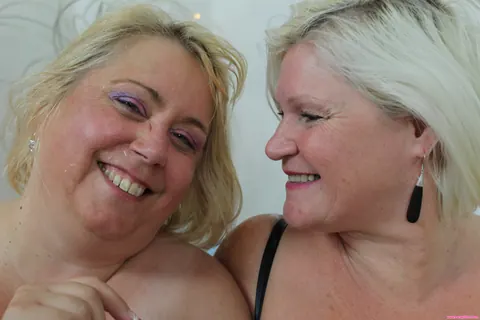 Lacey Starr: Two Curvy Blonde MILFs Share a Cock in a Threesome – photo 21 of 21