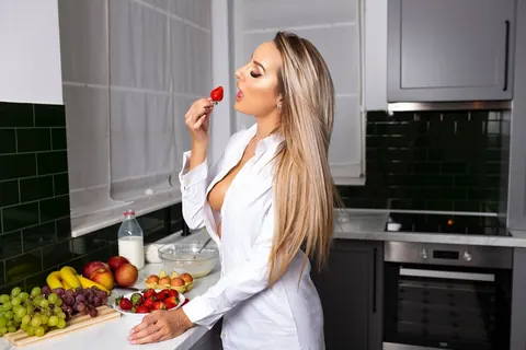 Ashley Anne: Brunette with Big Natural Tits Poses in the Kitchen – photo 7 of 15