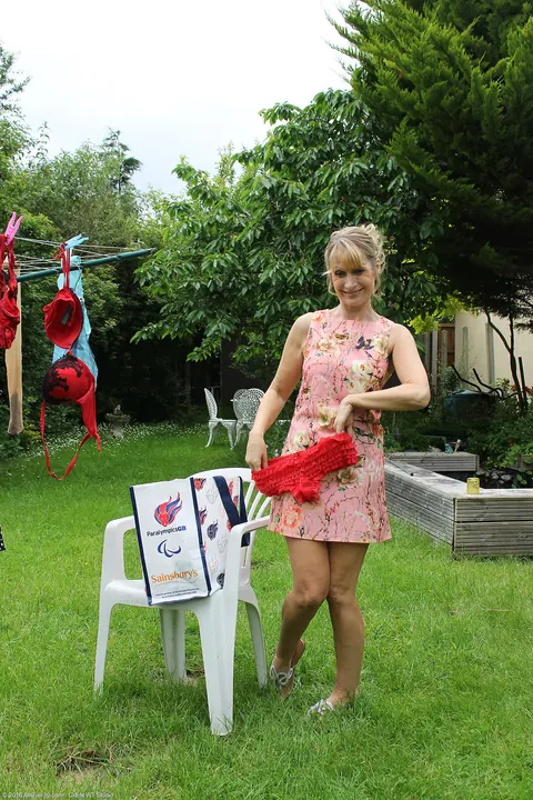 Blonde MILF Bares Her Big Tits and Spreads Her Pussy Outdoors – photo 2 of 20