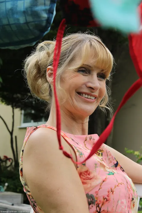 Blonde MILF Bares Her Big Tits and Spreads Her Pussy Outdoors – photo 7 of 20