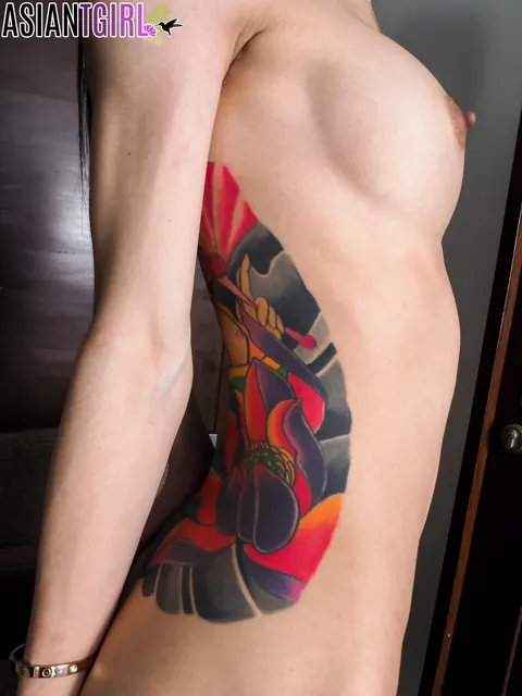 Slim Asian Trans Woman Poses Nude and Turns Around – photo 6 of 16