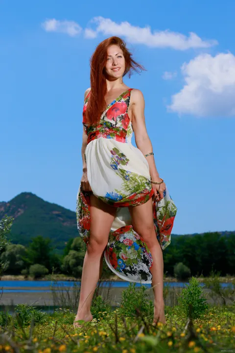 Redhead Lifts Her Skirt and Spreads Her Pussy Outdoors – photo 3 of 20