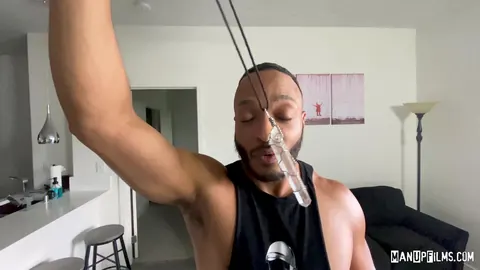 Interracial Gay Men Kiss and Fuck – photo 5 of 21