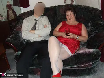 Thick British MILF Takes Cum on Big Tits After Sex