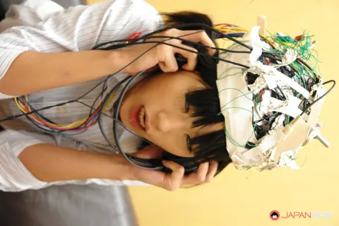 Ruri Kinoshita: Tall Japanese Brunette Swallows Cum After a Blowjob – photo 6 of 20