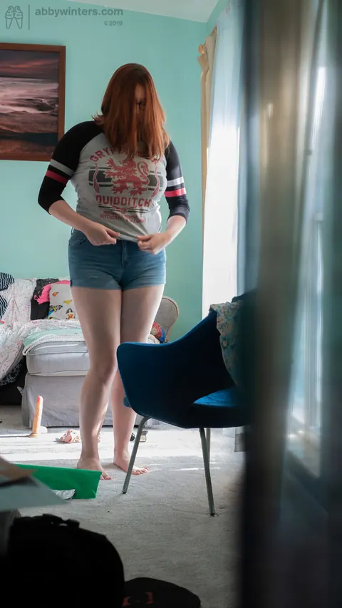 BBW Australian Redhead Strips Out of Her Shorts – photo 20 of 20