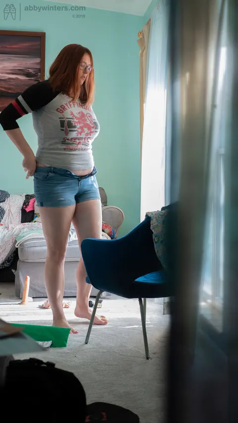 BBW Australian Redhead Strips Out of Her Shorts – photo 18 of 20