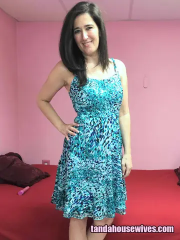 Busty Brunette MILF Drops Her Panties and Uses a Dildo
