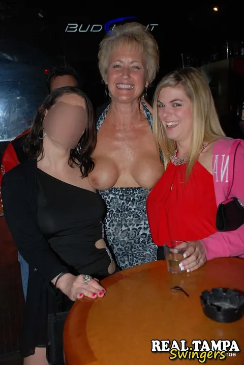 Dee Delmar: Tall MILF with Big Tits Undresses and Spreads for Her Man – photo 2 of 20