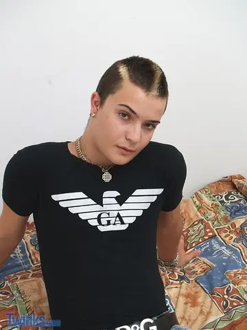 Thick Guy with Big Ass Strips Off His Top and Masturbates in the Bedroom