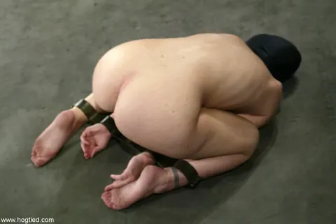 Gen Padova: Petite Brunette MILF Hogtied and Spreads Her Pussy – photo 2 of 21