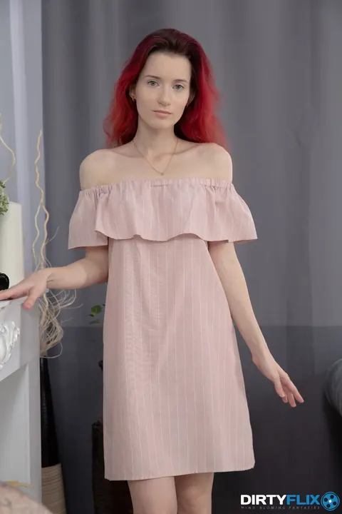 Arab Redhead Gets Fucked and Jizzed After Kissing – photo 1 of 21