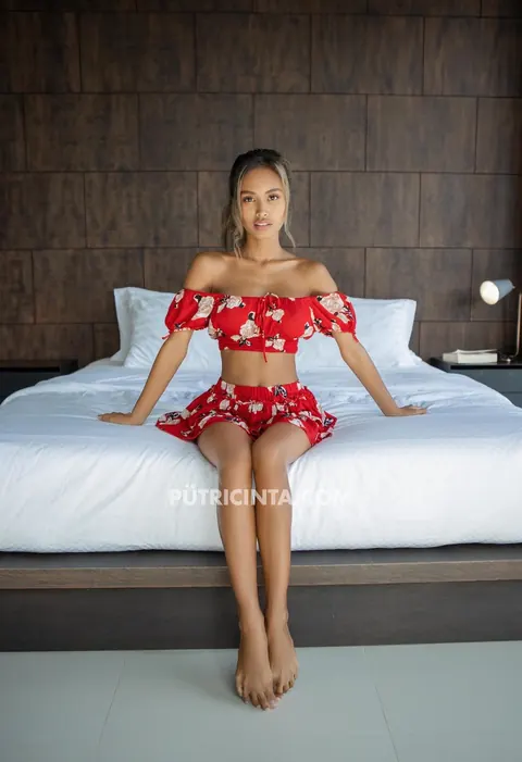 Putri Cinta: Petite Asian Brunette Strips Out of Her Skirt and Spreads – photo 12 of 20