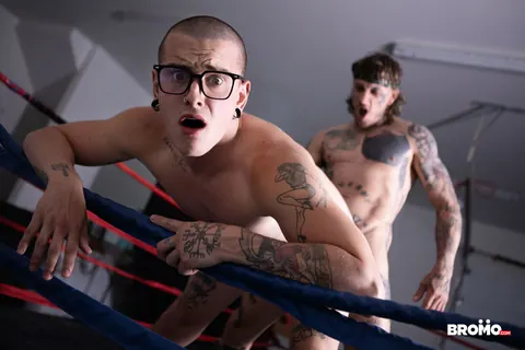 Two Men Kiss, Suck Cock, and Fuck Bareback – photo 12 of 20