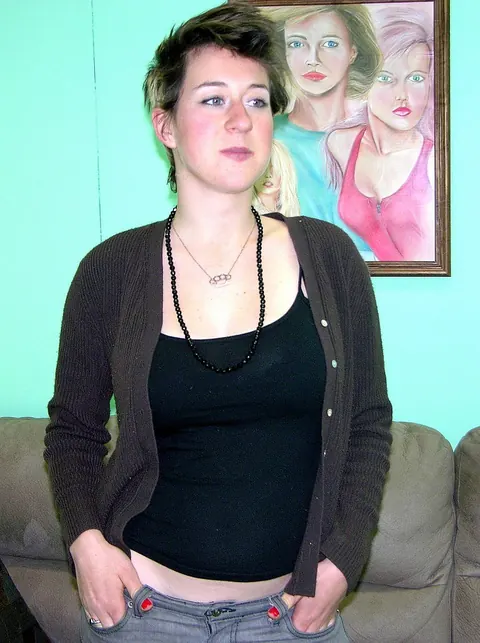 Busty Amateur Strips Out of Her Lingerie and Jeans – photo 1 of 21