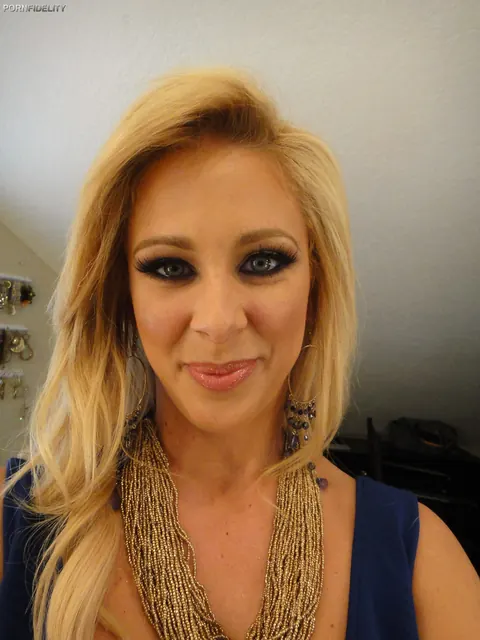 Cherie Deville: Blonde MILF Shows Off Her Big Tits and Ass in a Skirt – photo 12 of 19