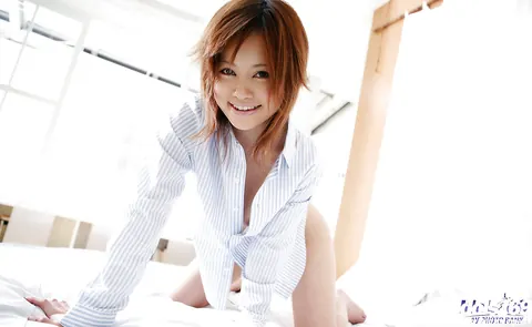 Hitomi Yoshino: Japanese Redhead Shows Off Her Big Natural Tits and Hairy Pussy – photo 2 of 15